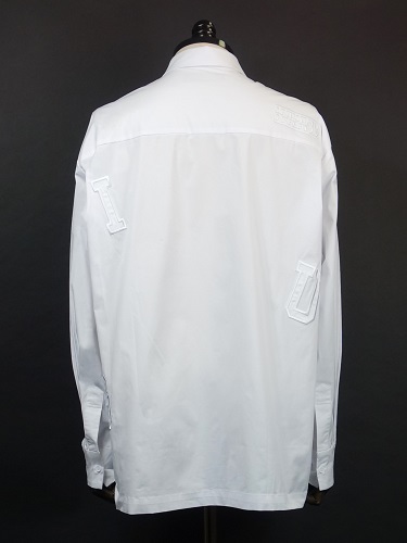 1PIU1UGUALE3 RELAX　(ウノピュウノウグァーレトレリラックス) ロゴアップリケワイドシャツ(白)　USH-24001-WH